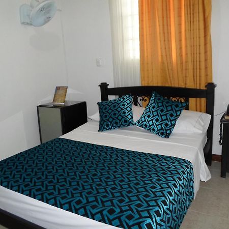 Hotel Colonial بيريرا المظهر الخارجي الصورة