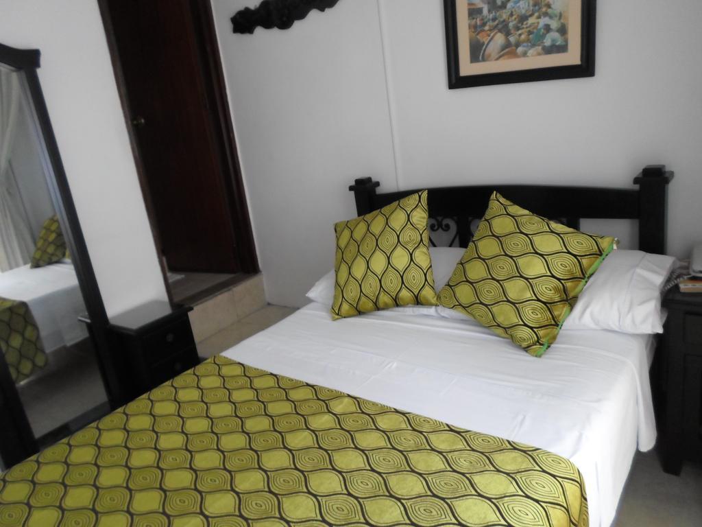 Hotel Colonial بيريرا المظهر الخارجي الصورة