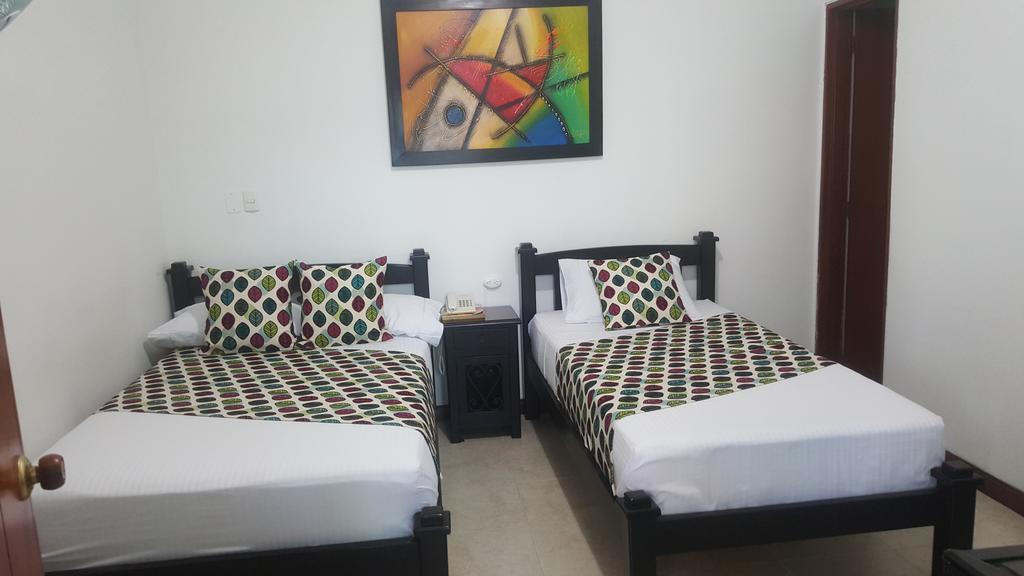 Hotel Colonial بيريرا المظهر الخارجي الصورة
