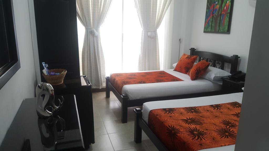 Hotel Colonial بيريرا المظهر الخارجي الصورة