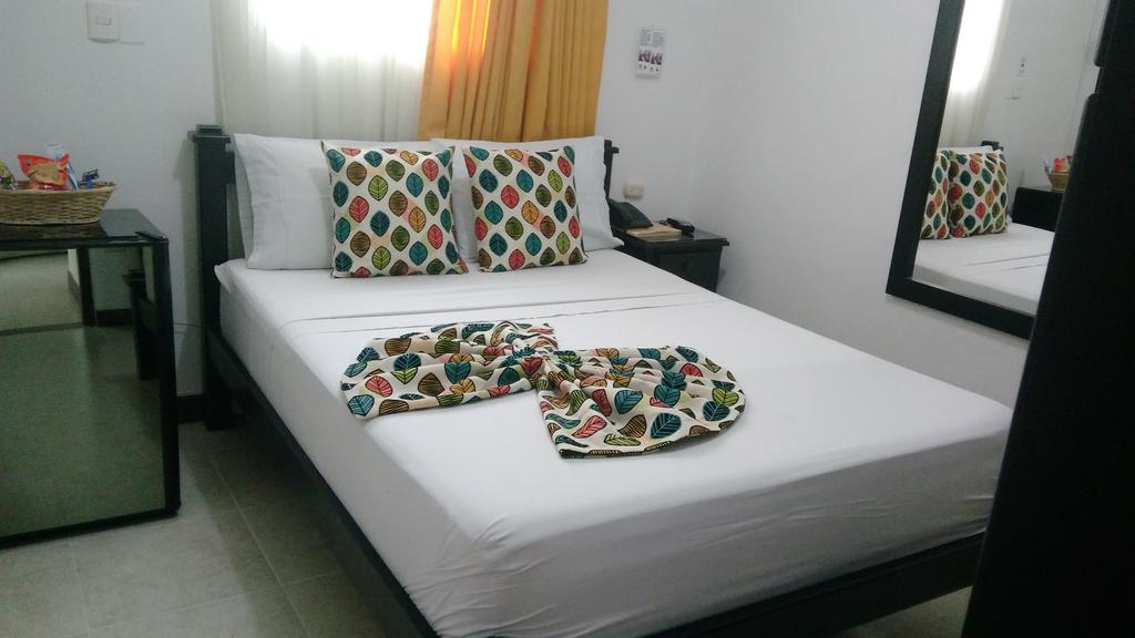Hotel Colonial بيريرا المظهر الخارجي الصورة