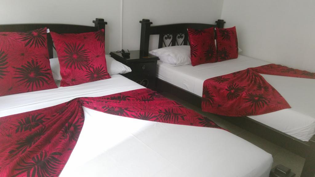 Hotel Colonial بيريرا المظهر الخارجي الصورة