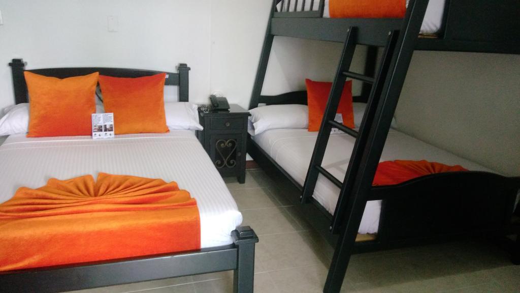 Hotel Colonial بيريرا المظهر الخارجي الصورة