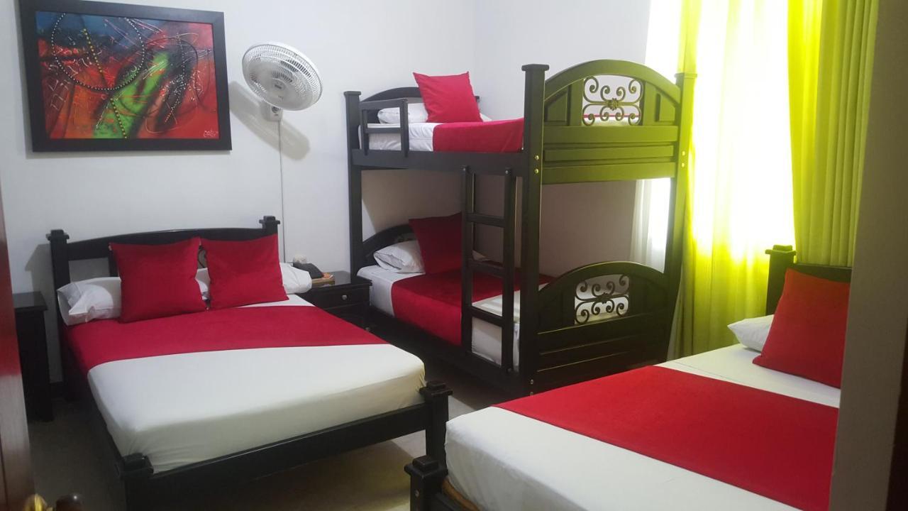 Hotel Colonial بيريرا المظهر الخارجي الصورة