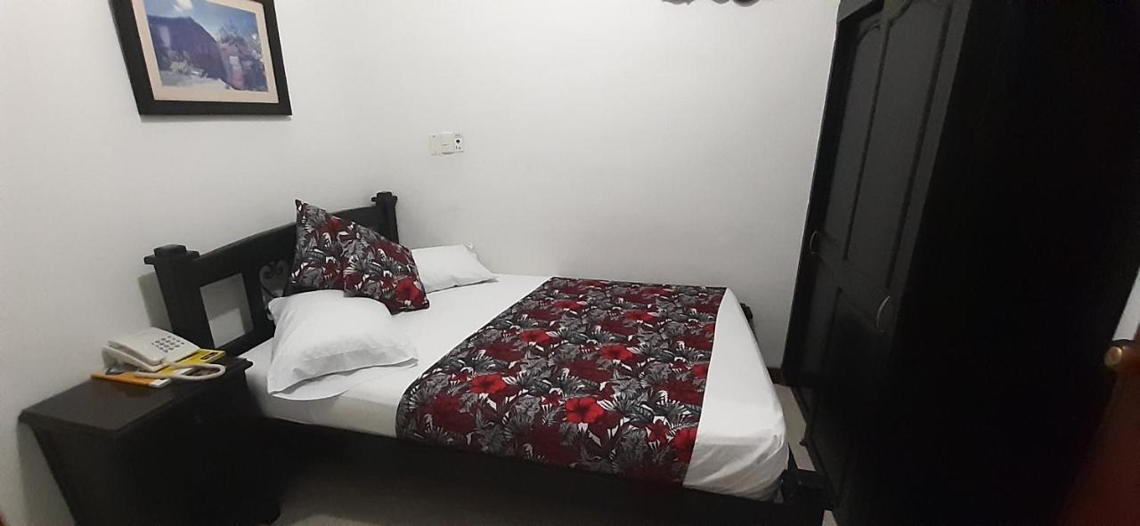 Hotel Colonial بيريرا المظهر الخارجي الصورة